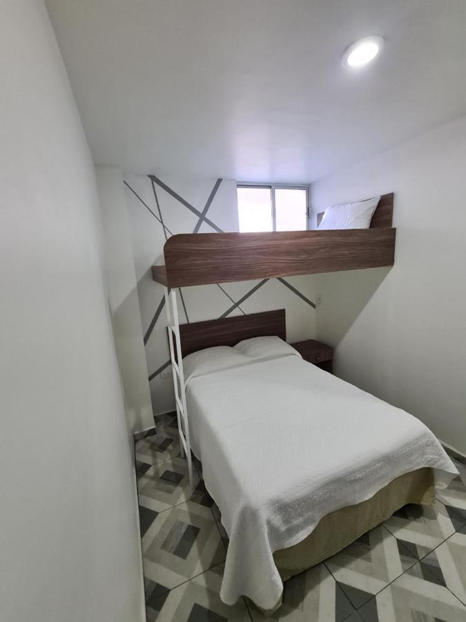Hotel Town Express Дуранго Екстериор снимка