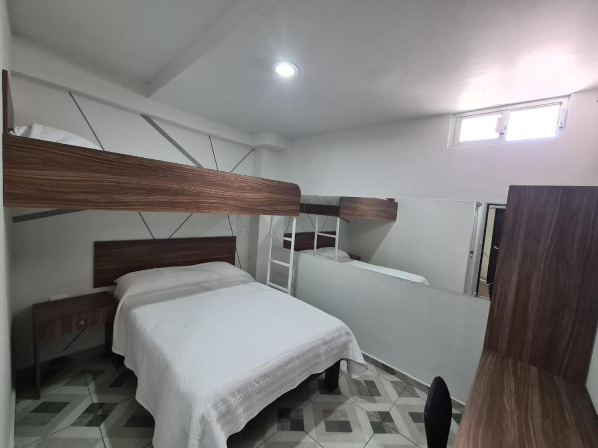 Hotel Town Express Дуранго Екстериор снимка