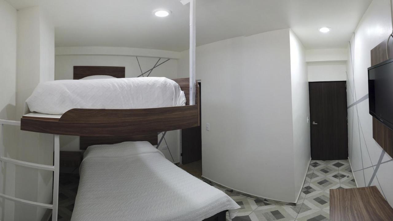 Hotel Town Express Дуранго Екстериор снимка