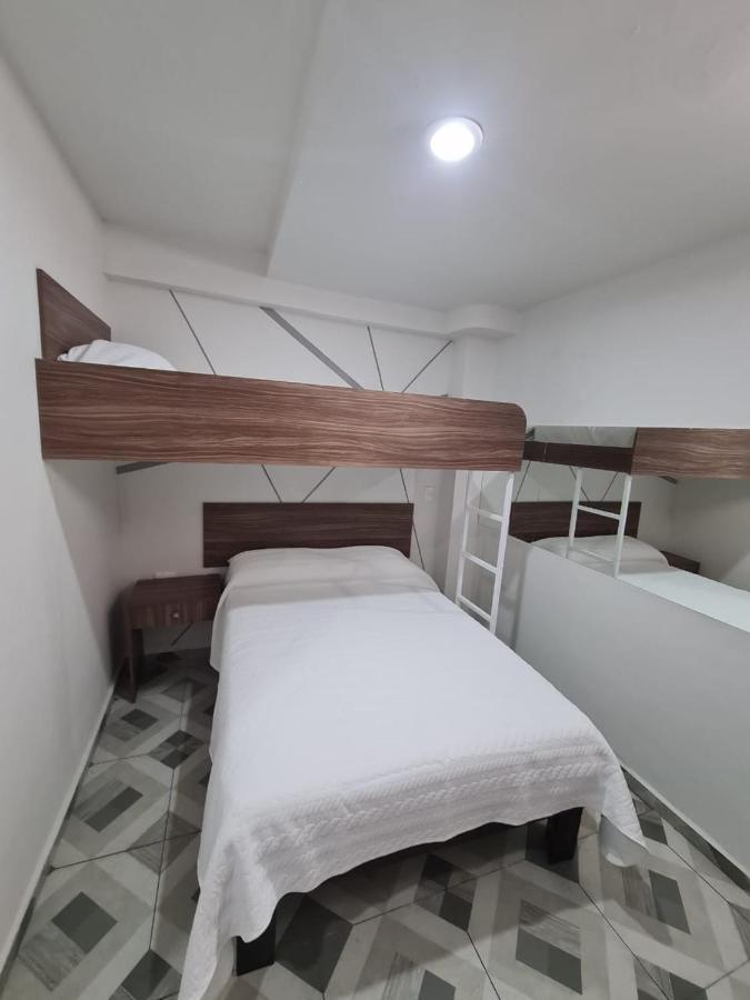 Hotel Town Express Дуранго Екстериор снимка